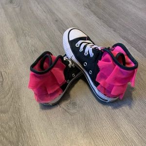 Kids converse
